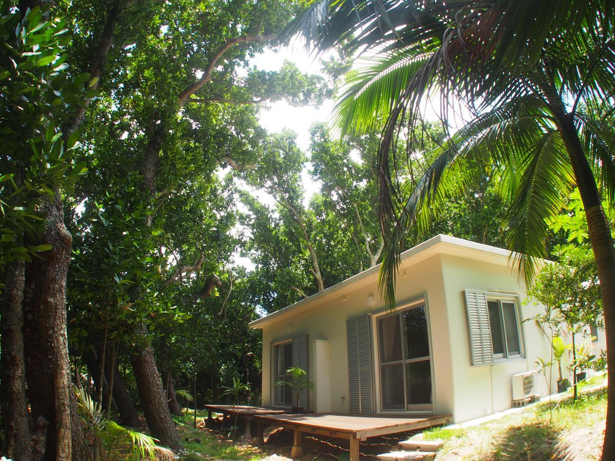 Kuganipi Beachside Inn Iriomote Urauchi Exterior foto